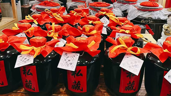 2026糖酒会变局：茅台退展、人流锐减，恰恰是中小酒厂的翻身机遇