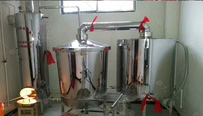 93芋头酿酒技术-雅大酿酒设备蒸馏