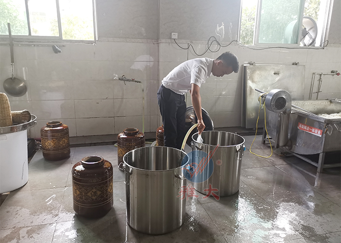 定期清洗发酵桶